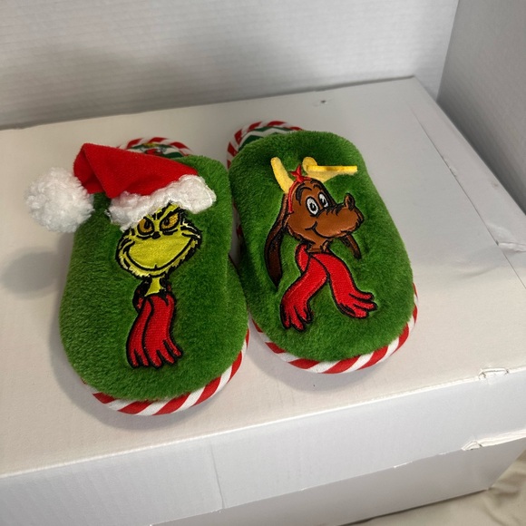 Dr. Seuss Other - NWOT Grinch Slippers, So Cute, Kids, Christmas, Size 11/12